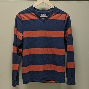 5/30$ Old navy long sleeve V-neck Tshirt